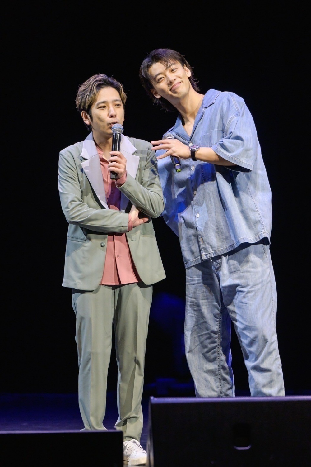 竹內涼真、二宮和也